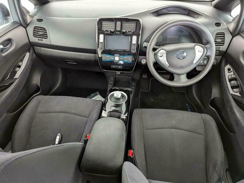 Nissan Leaf 30Kwh Black Edition PK17ZLY White #4