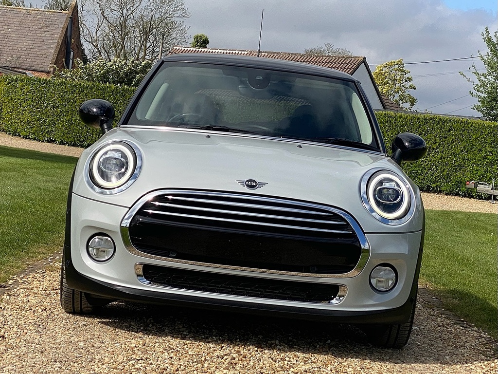 Mini Hatch Cooper White #5