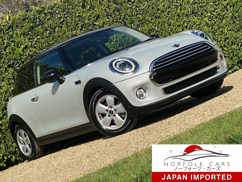 Mini Hatch Cooper White