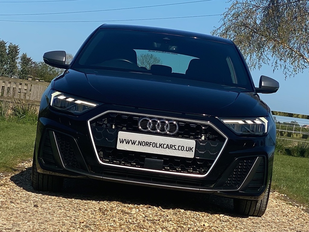 Audi A1 Tfsi S Line Competition AO71PWJ Black #5