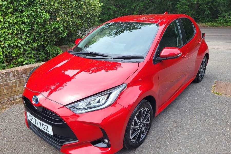 Toyota Yaris Toyota Yaris 1.5 Vvt H Design Hatchback Pet... Red