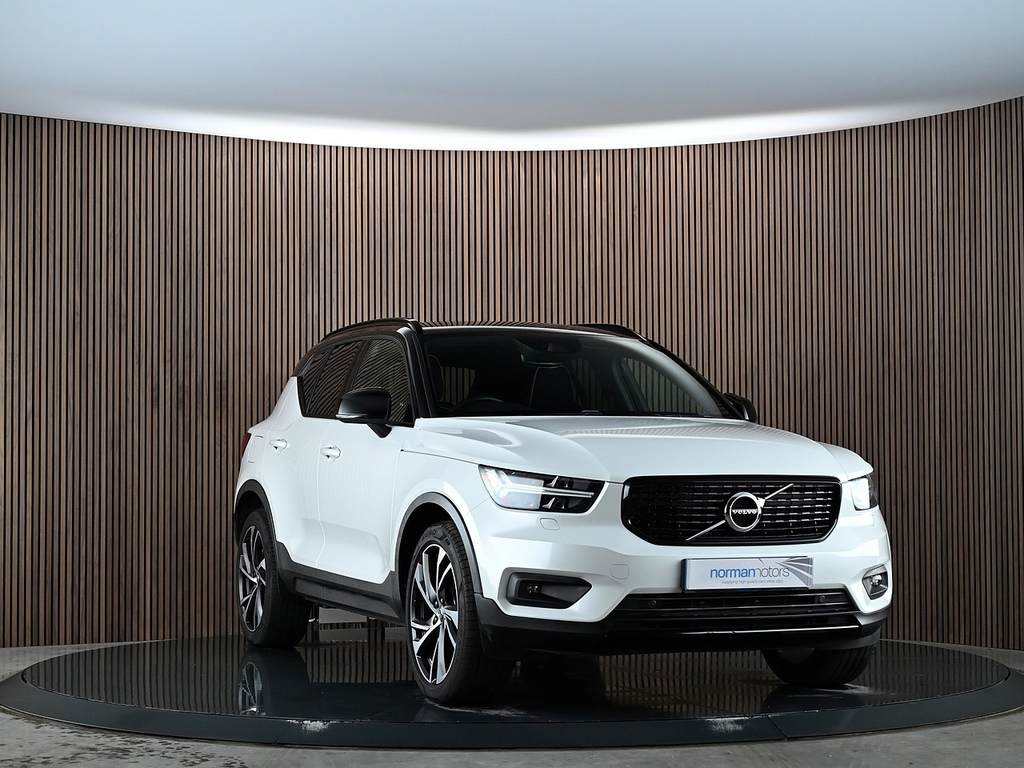 Volvo XC40 1.5 Automatic Petrol DG70YWC White #4