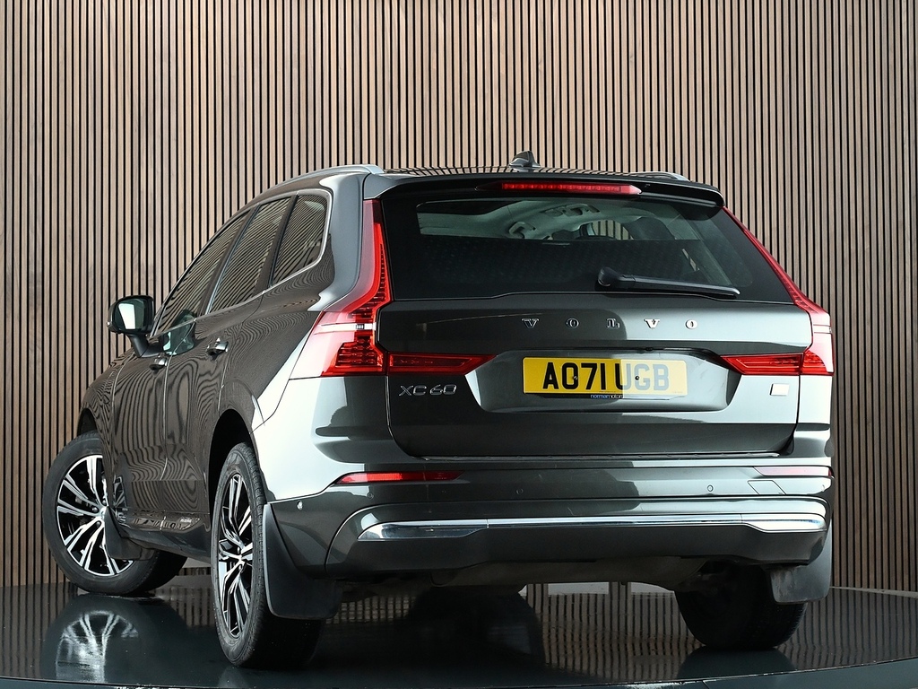 Volvo XC60 2.0H T6 Recharge 11.6Kwh Inscription Suv Petro AO71UGB Grey #2
