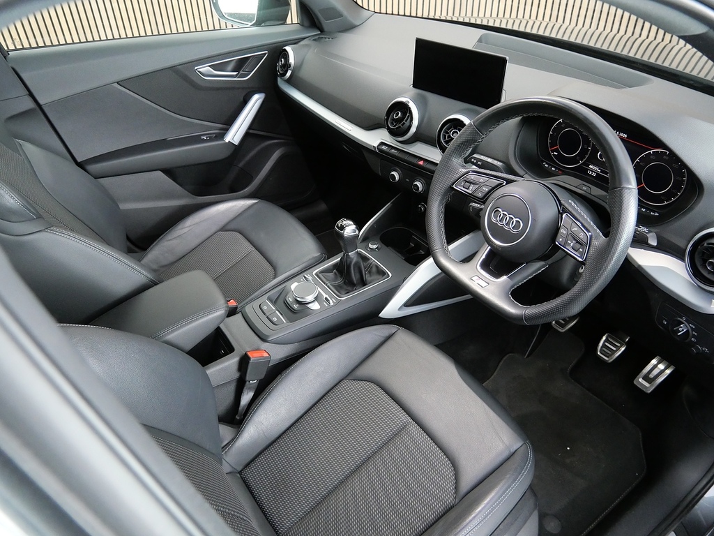Audi Q2 2.0 Tdi 30 S Line Suv Euro 6 S Grey #3