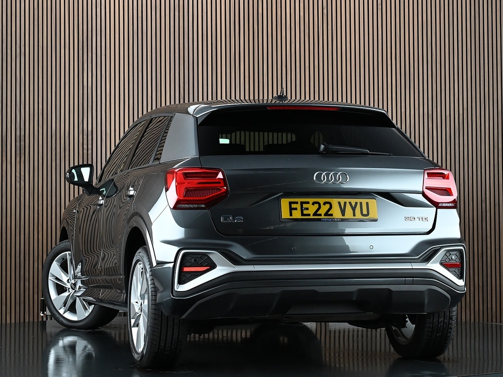 Audi Q2 2.0 Tdi 30 S Line Suv Euro 6 S Grey #2