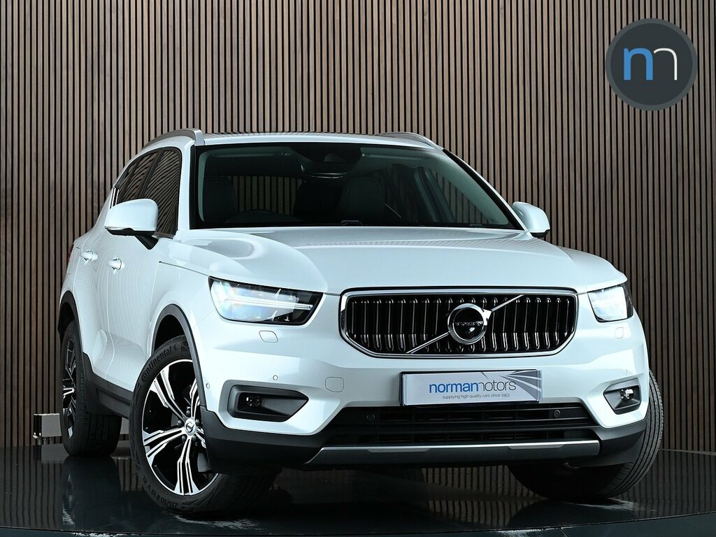 Volvo XC40 1.5H T5 Twin Engine Recharge 10.7Kwh Inscription P White