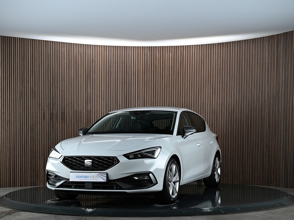 Seat Leon 1.0 Etsi Mhev Fr Hatchback Hybrid Dsg E White #5