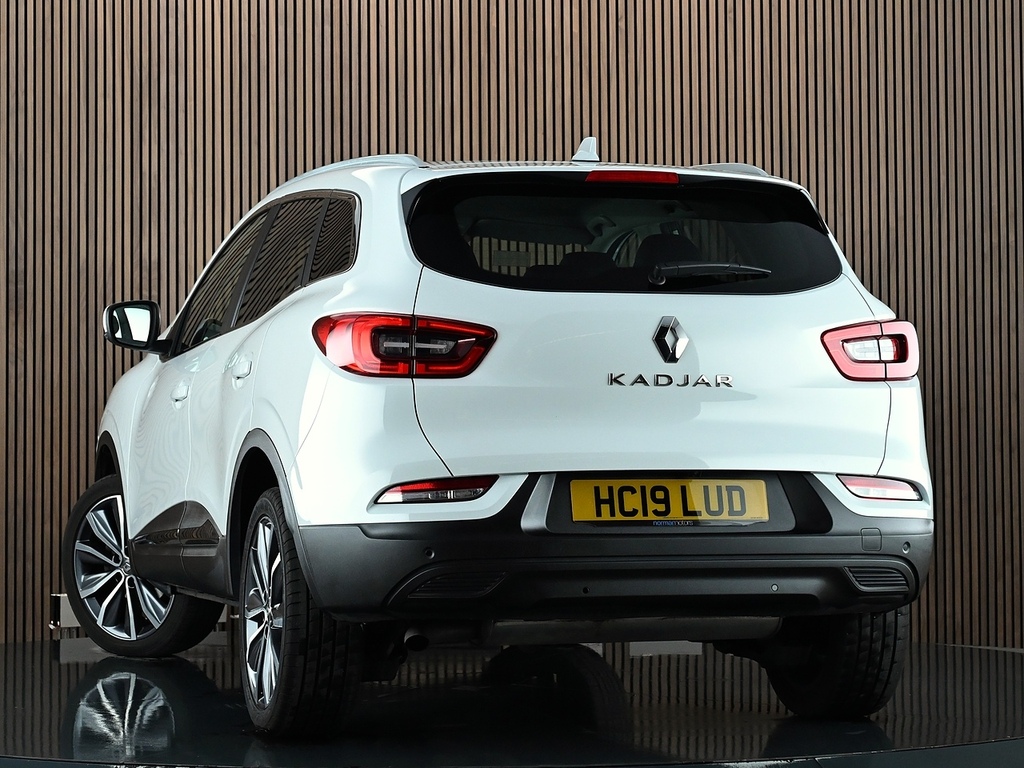 Renault Kadjar 1.3 Tce Iconic Suv Euro 6 Ss HC19LUD White #2