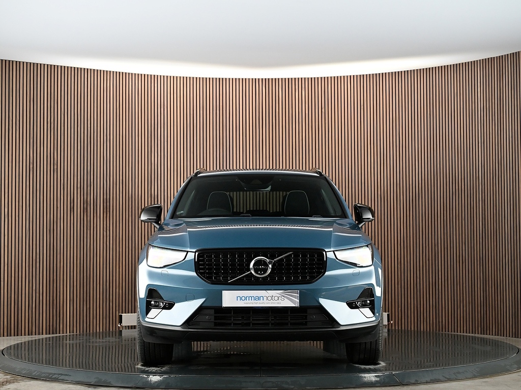 Volvo XC40 1.5H T5 Recharge 10.7Kwh Ultimate Dark Suv Pet YY23FLR Blue #5