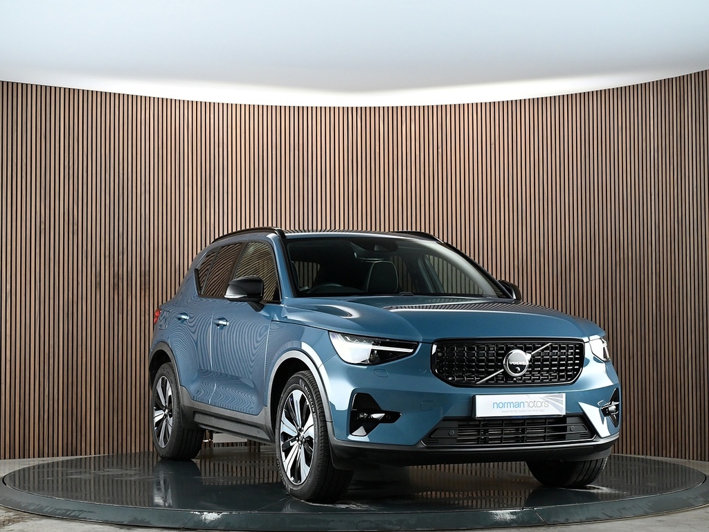 Volvo XC40 1.5H T5 Recharge 10.7Kwh Ultimate Dark Suv Pet YY23FLR Blue #4