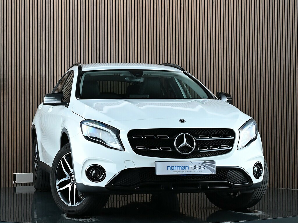 Mercedes-Benz GLA Class 1.6 Gla180 Urban Edition Suv 7G-dct Eur White