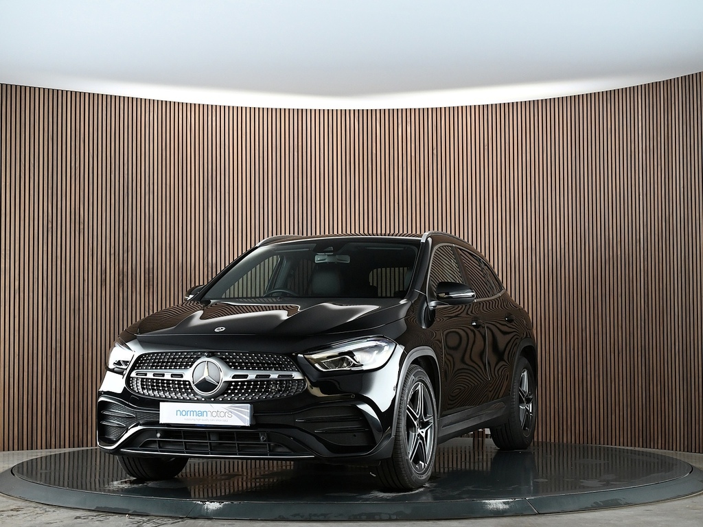 Mercedes-Benz GLA Class 2.0 Gla200d Amg Line Executive Suv 8G Black #6
