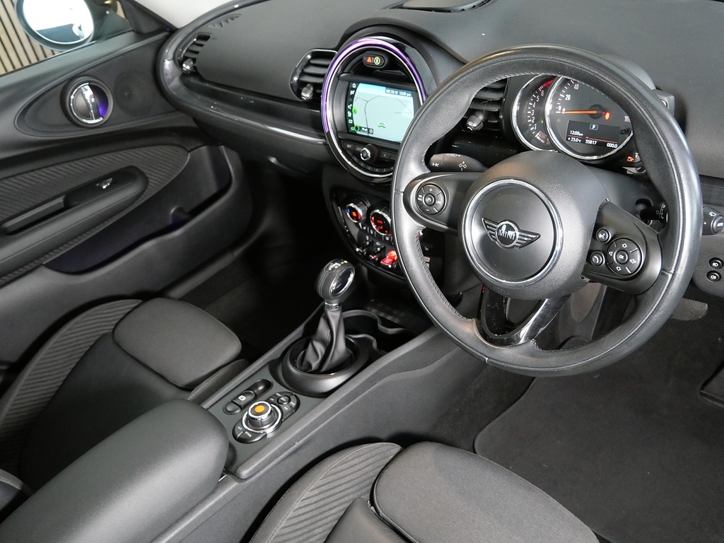 Mini Clubman 1.5 Cooper Estate 6Dr Euro 6 Ss 13 YE18YBZ Blue #3