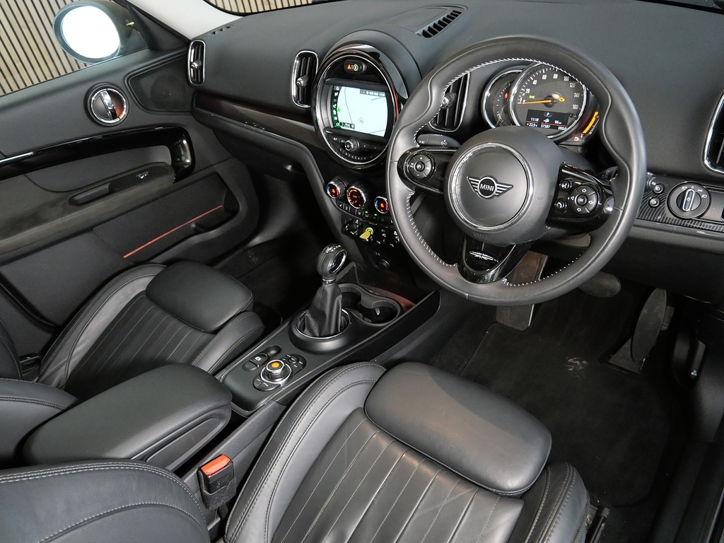 Mini Countryman 1.5 7.6Kwh Cooper Se Exclusive Suv Plug YJ19VNT Grey #3