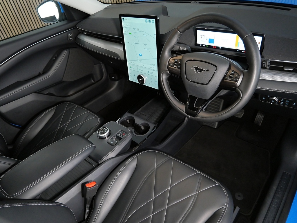 Ford Mustang Mach-E Extended Range 91Kwh Suv 2 Blue #3