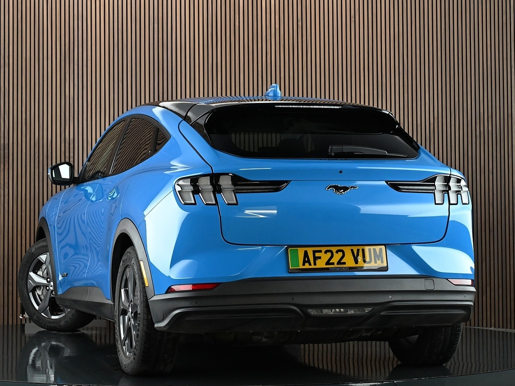 Ford Mustang Mach-E Extended Range 91Kwh Suv 2 Blue #2
