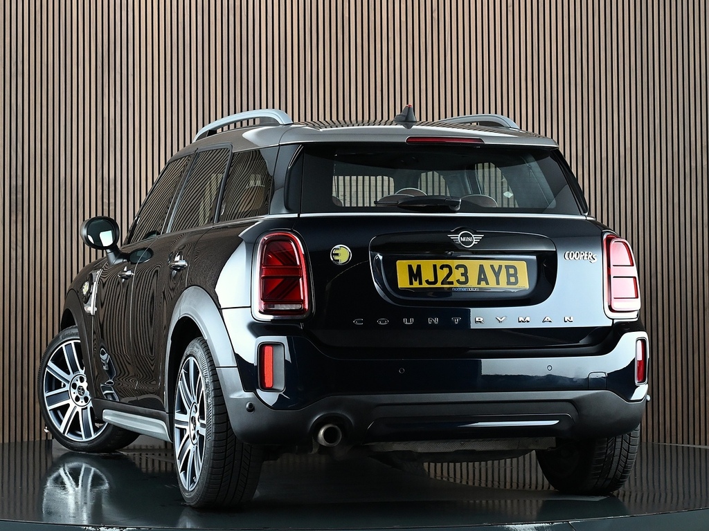 Mini Countryman 1.5 10Kwh Cooper Se Exclusive Suv Plug- MJ23AYB Black #2