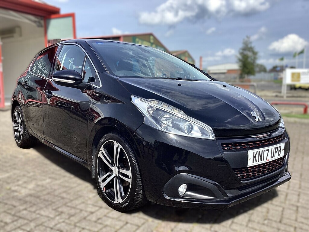 Peugeot 208 Bluehdi Gt Line Black #2