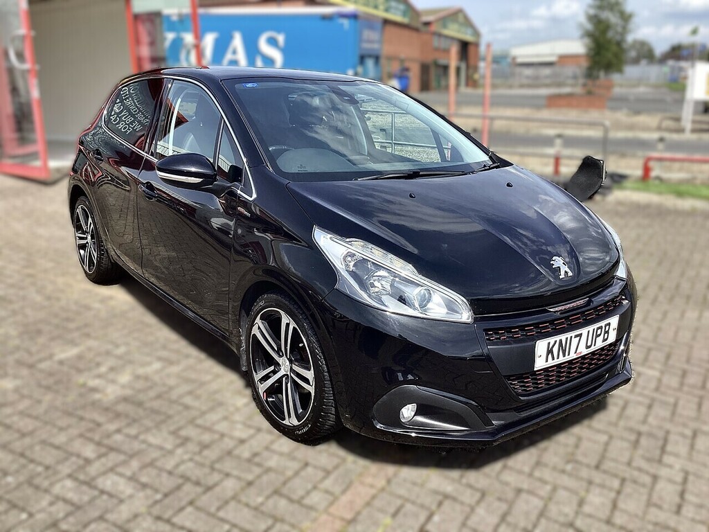 Peugeot 208 Bluehdi Gt Line Black #3