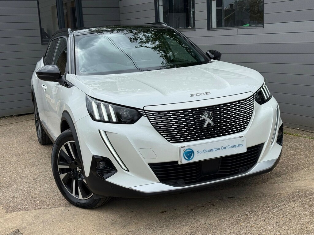 Peugeot e-2008 50Kwh Gt Line White