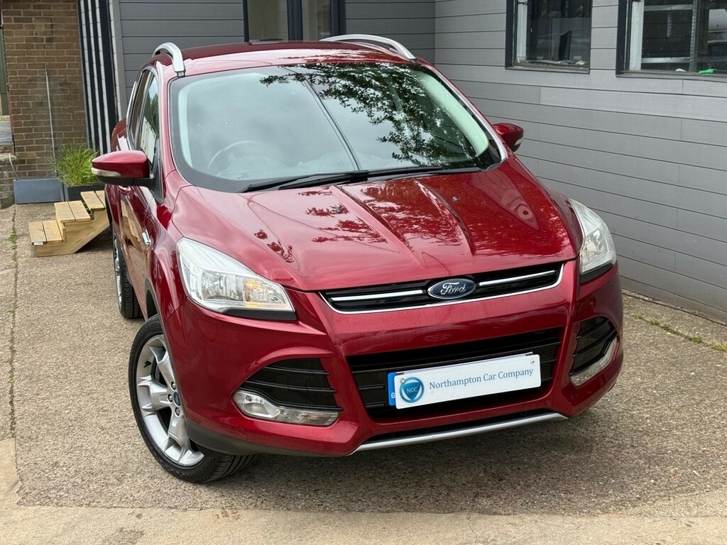 Ford Kuga 2.0 Tdci Titanium Awd Euro 6 Ss Red