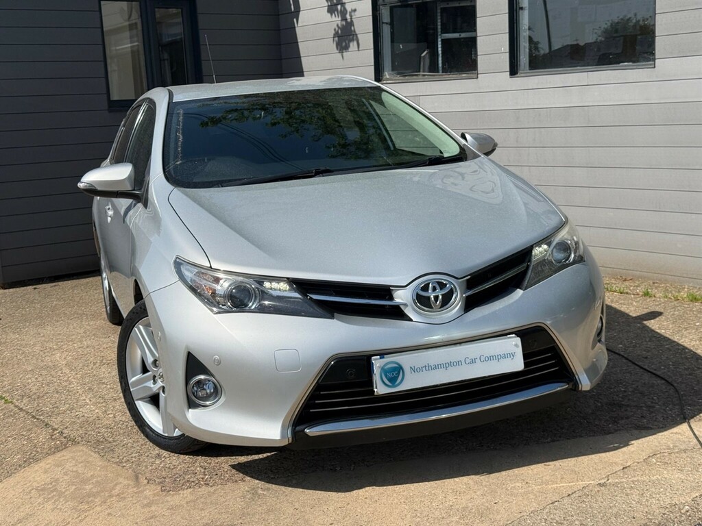 Toyota Auris 1.6 V-matic Excel Euro 5 Silver