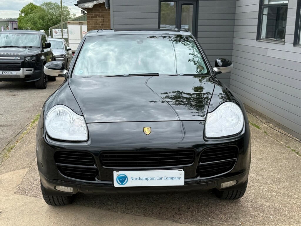 Porsche Cayenne 4.5 S Tiptronic S Awd Black #4
