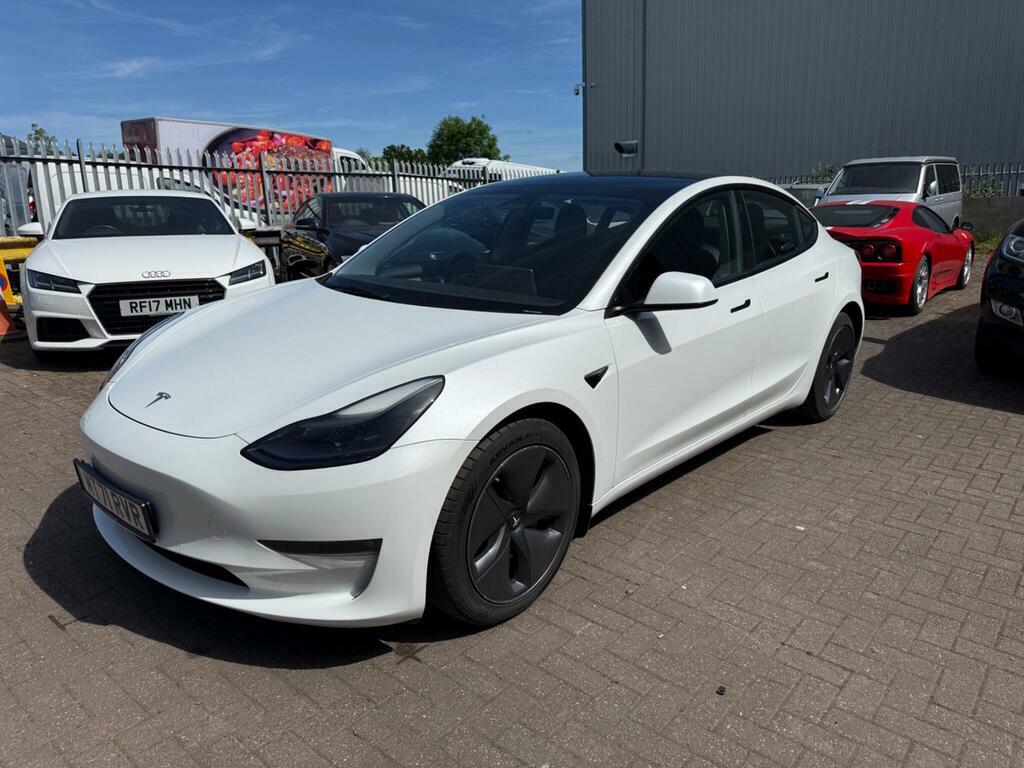 Tesla Model 3 Dual Motor Long Range 4Wde White