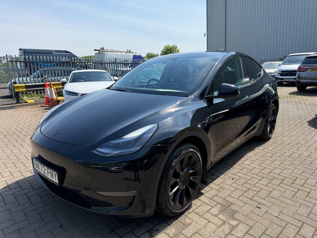 Tesla Model Y Dual Motor Long Range 4Wde Black
