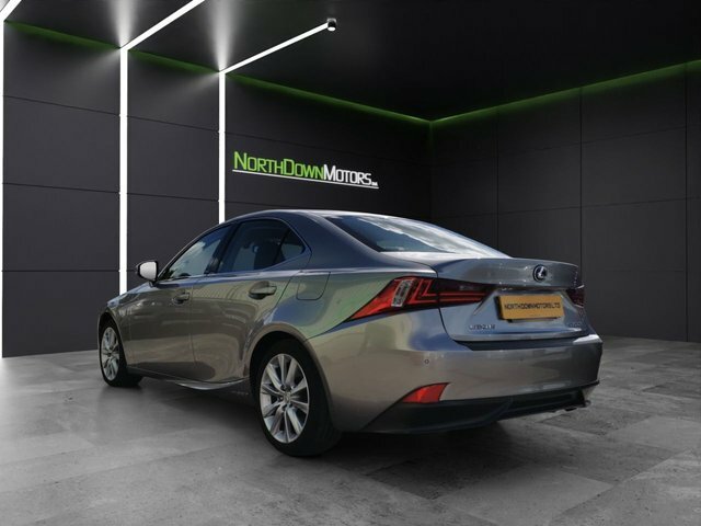 Lexus IS 2015 2.5 300H Executive Edition Saloon W121HAW Silver #4