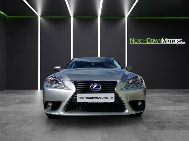 Lexus IS 2015 2.5 300H Executive Edition Saloon W121HAW Silver #2