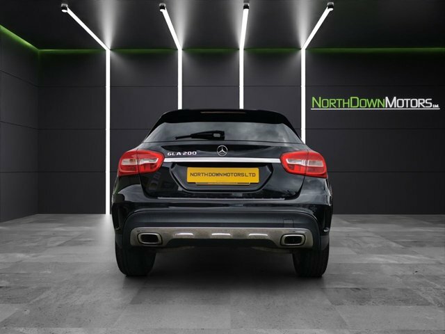 Mercedes-Benz GLA Class 2018 1.6 Gla200 Amg Line Suv 7G-dct Eur GY68CYS Black #5