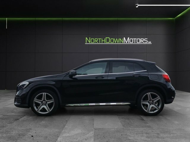 Mercedes-Benz GLA Class 2018 1.6 Gla200 Amg Line Suv 7G-dct Eur GY68CYS Black #3