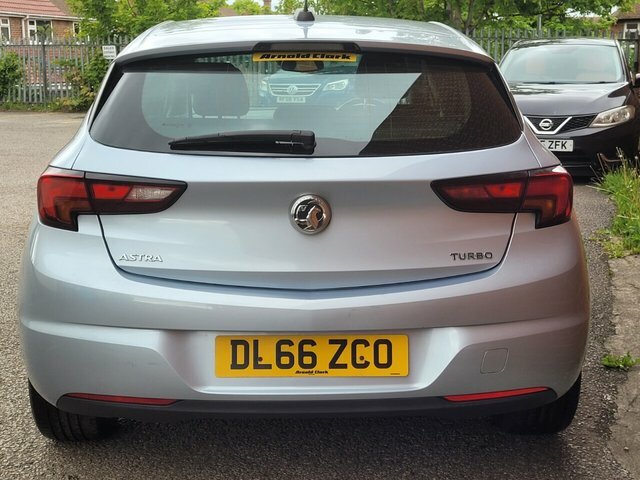Vauxhall Astra Turbo Sri Hatchback DL66ZCO Silver #4