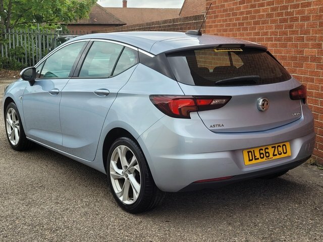 Vauxhall Astra Turbo Sri Hatchback DL66ZCO Silver #3