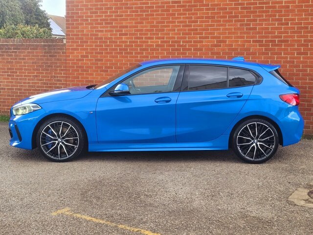 BMW 1 Series 118D M Sport Hatchback L90UCJ Blue #2
