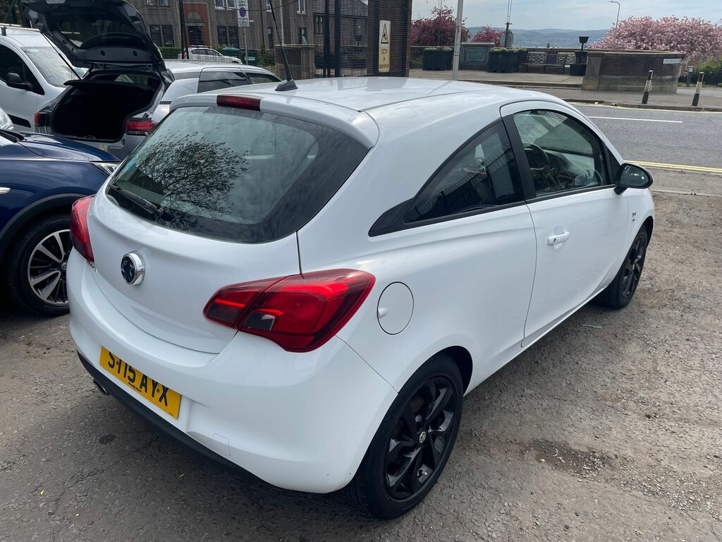Vauxhall Corsa Corsa Hatchback ST15AYX White #4