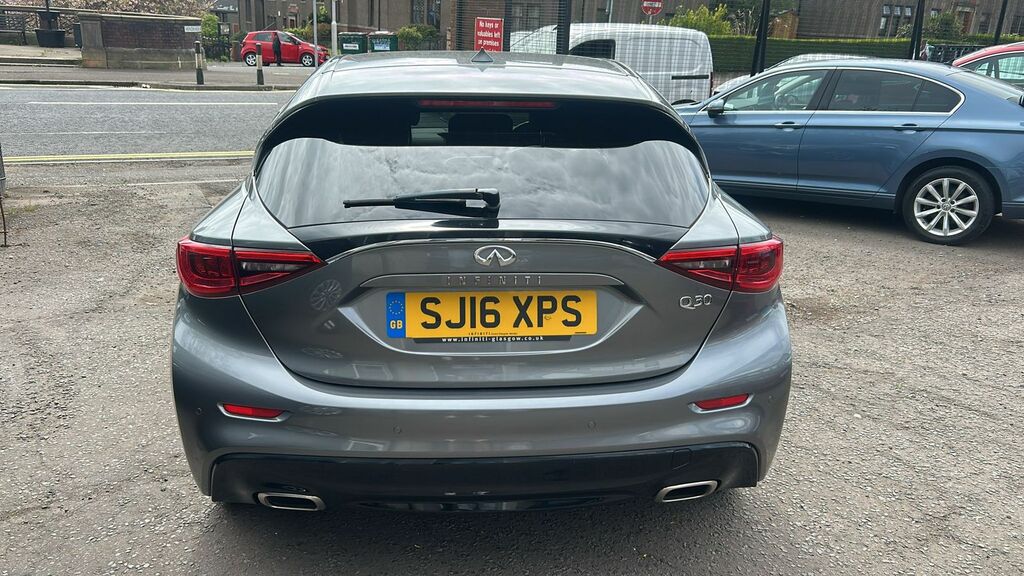 Infiniti Q30 1.5D Premium Hatchback Euro 6 S Grey #6