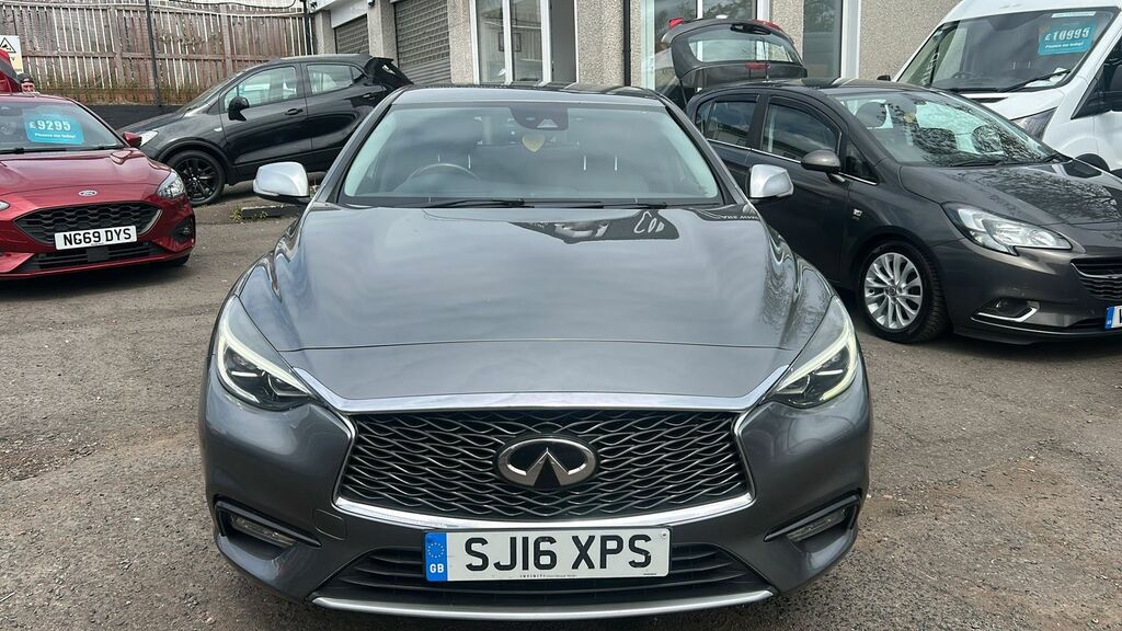 Infiniti Q30 1.5D Premium Hatchback Euro 6 S Grey #2