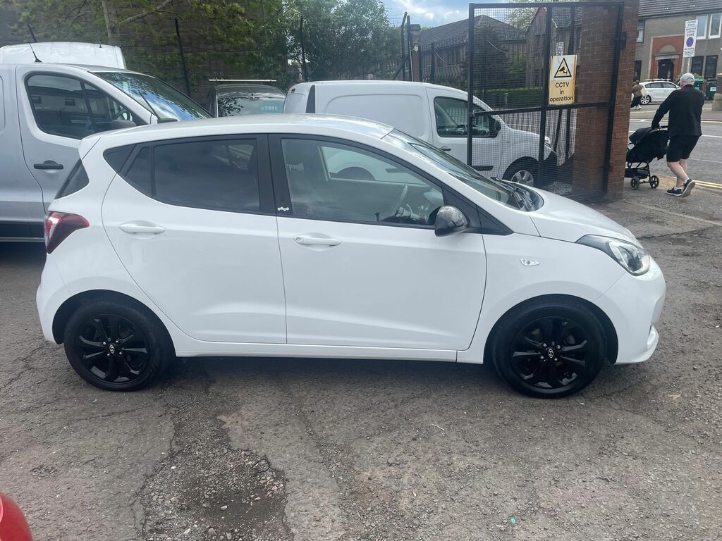 Hyundai I10 I10 Hatchback SV69XBC White #3