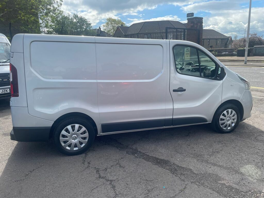 Renault Trafic 1.6 Dci Energy 27 Business Panel Van M BT65LHB Silver #3