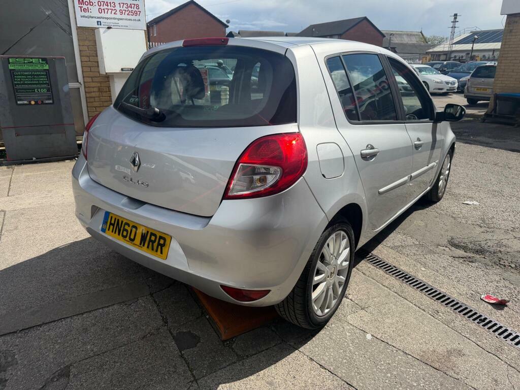 Renault Clio 1.2 Tce Dynamique Tomtom Euro 5 HN60WRR Silver #4