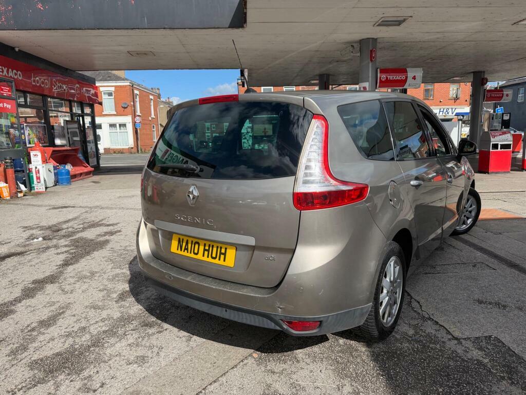 Renault Grand Scenic 1.5 Dci Privilege Tomtom Euro 4 Beige #3