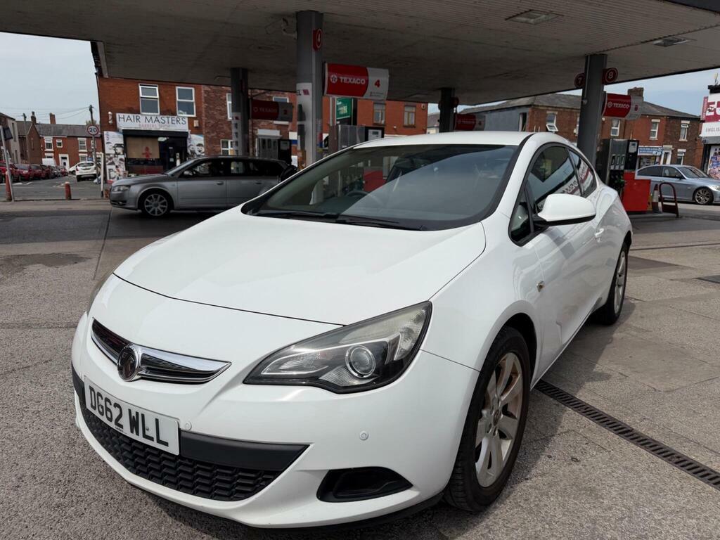 Vauxhall Astra GTC 1.4T Sport Euro 5 S S DG62WLL White #2