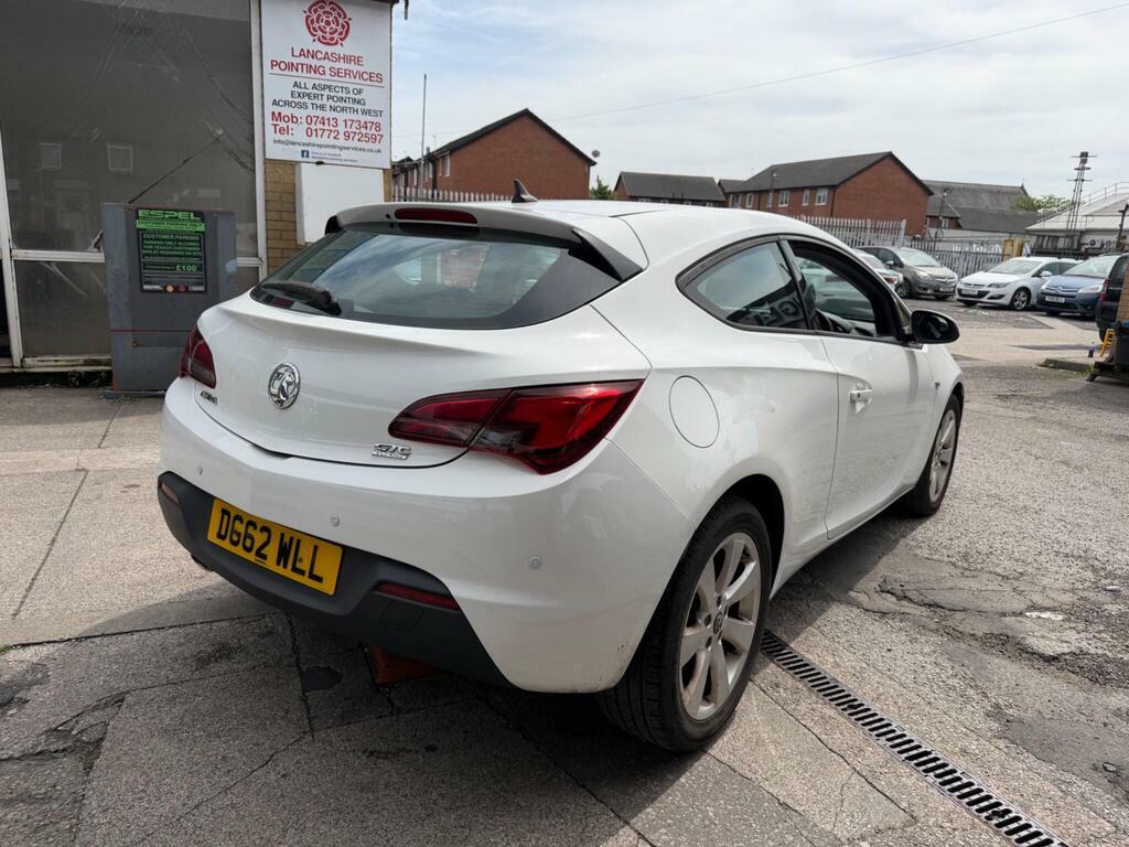 Vauxhall Astra GTC 1.4T Sport Euro 5 S S DG62WLL White #3