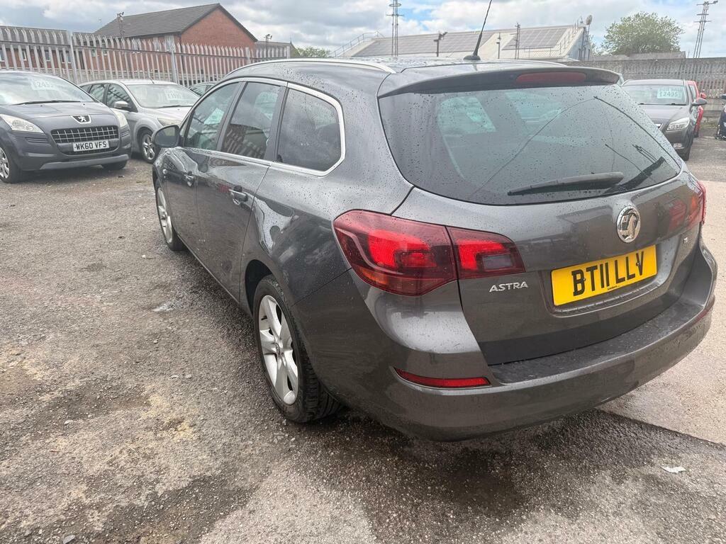 Vauxhall Astra 1.6 16V Sri Sports Tourer Euro 5 BT11LLV Grey #6