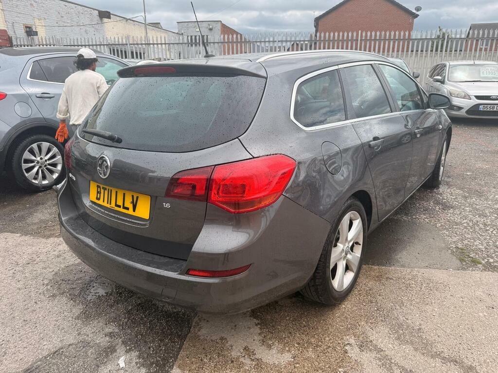 Vauxhall Astra 1.6 16V Sri Sports Tourer Euro 5 BT11LLV Grey #4