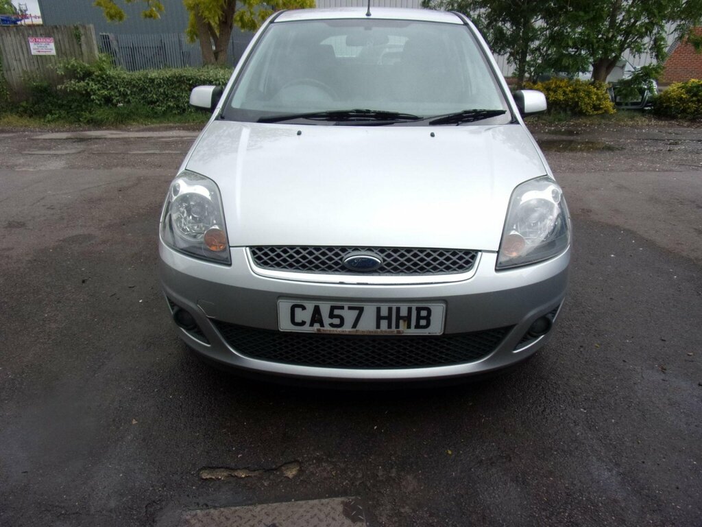 Ford Fiesta 1.4 Zetec Climate Silver