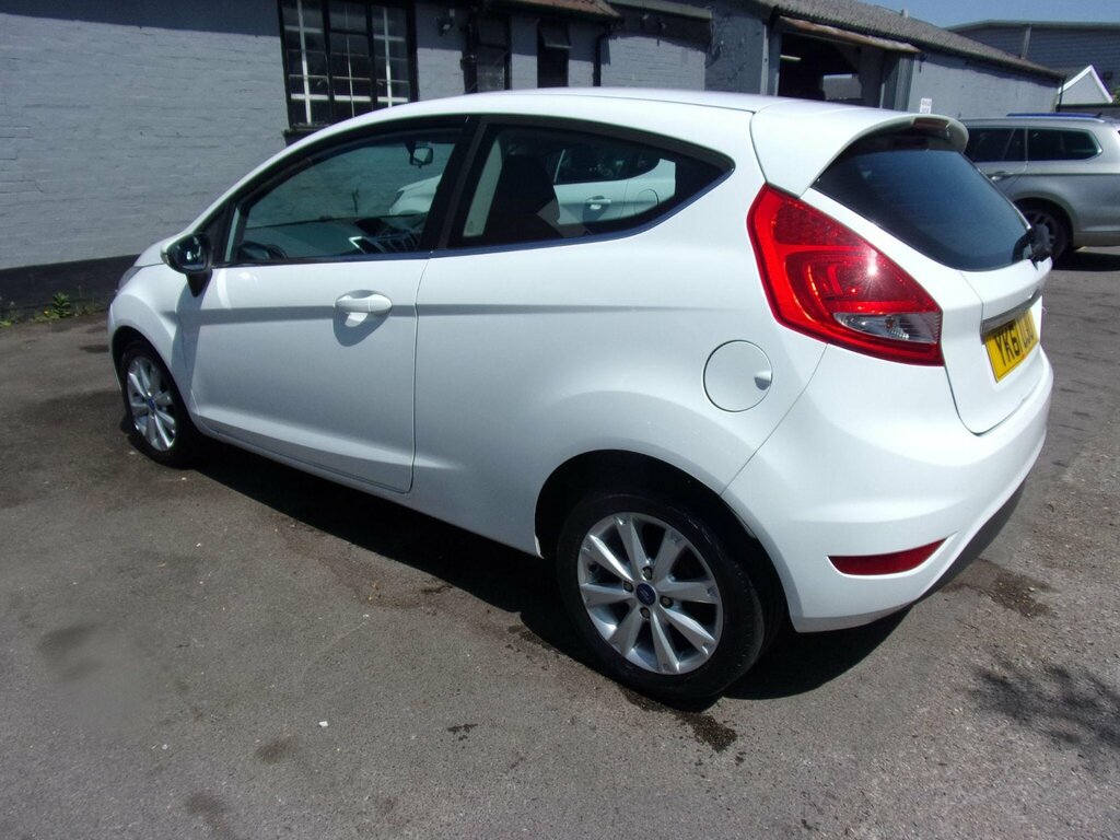 Ford Fiesta 1.25 Zetec YK61UJU White #5