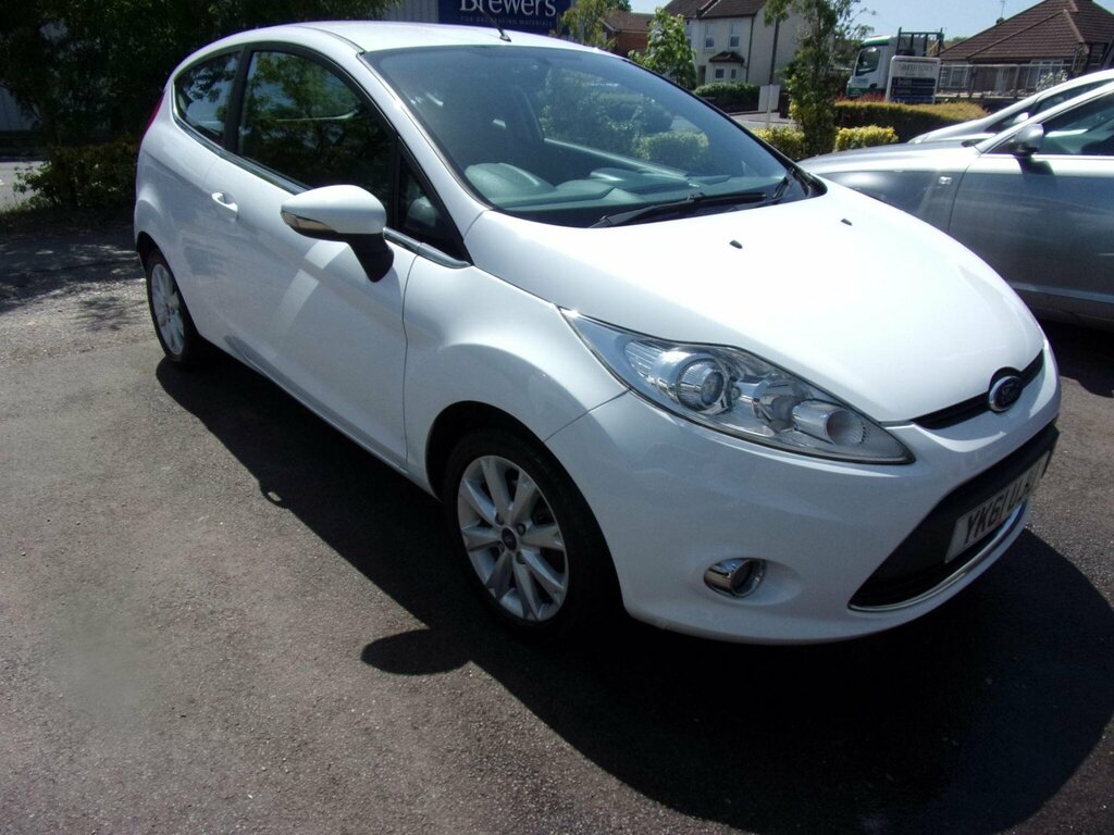 Ford Fiesta 1.25 Zetec YK61UJU White #2